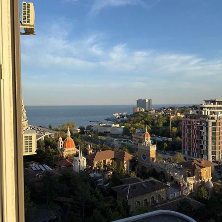 Gagarin Plaza Apartments Odessa Ngoại thất bức ảnh