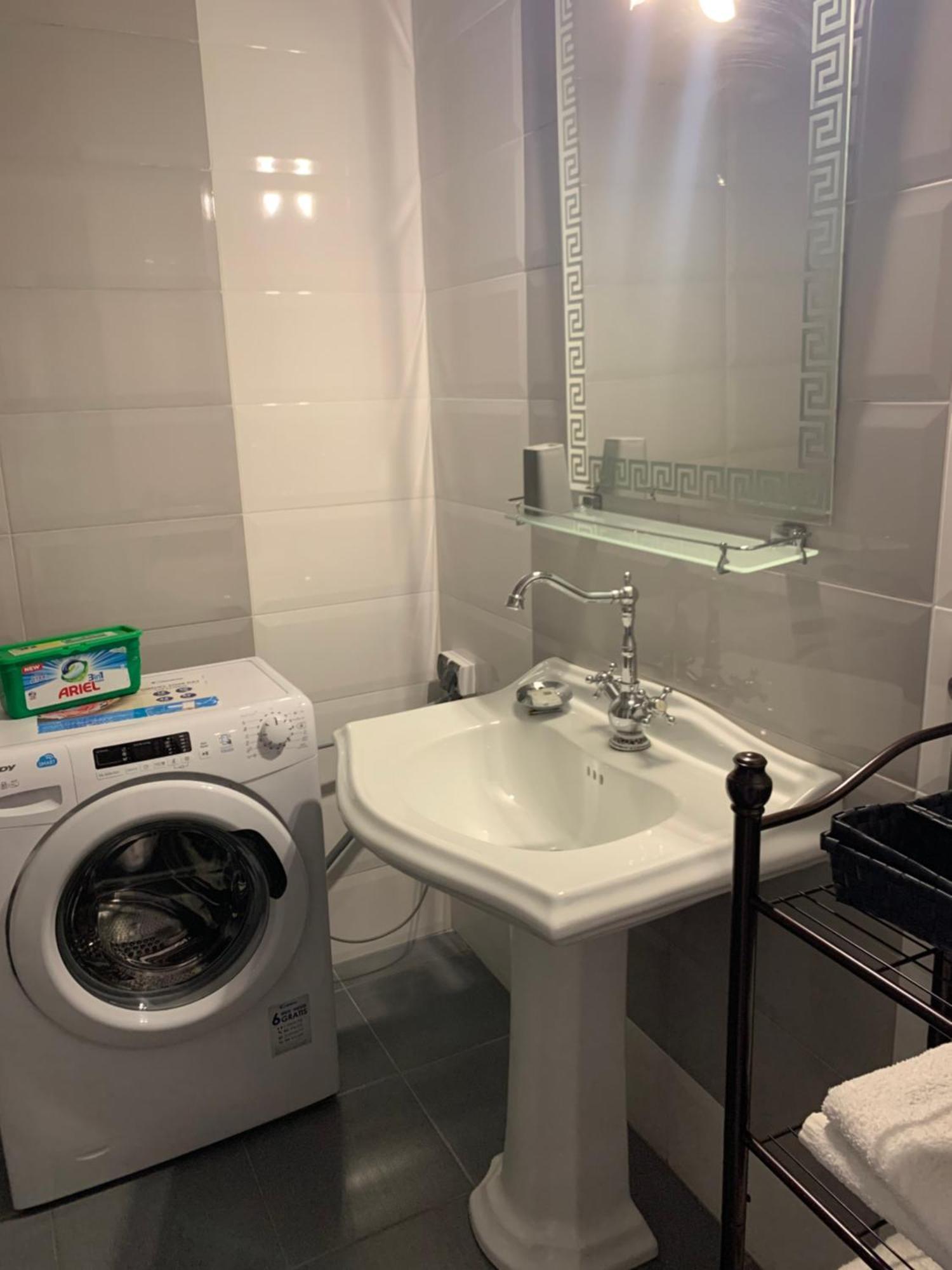Gagarin Plaza Apartments Odessa Ngoại thất bức ảnh