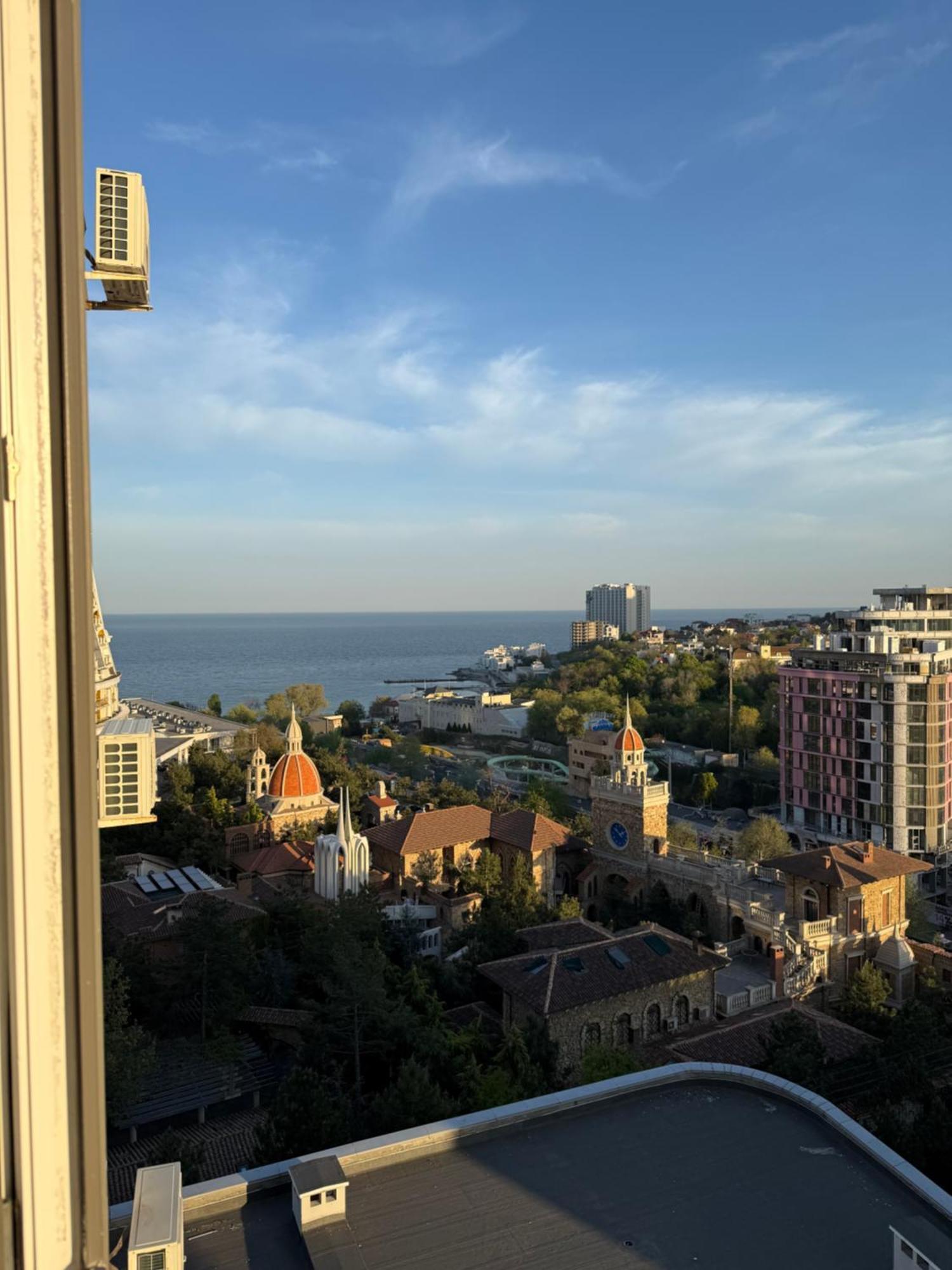 Gagarin Plaza Apartments Odessa Ngoại thất bức ảnh